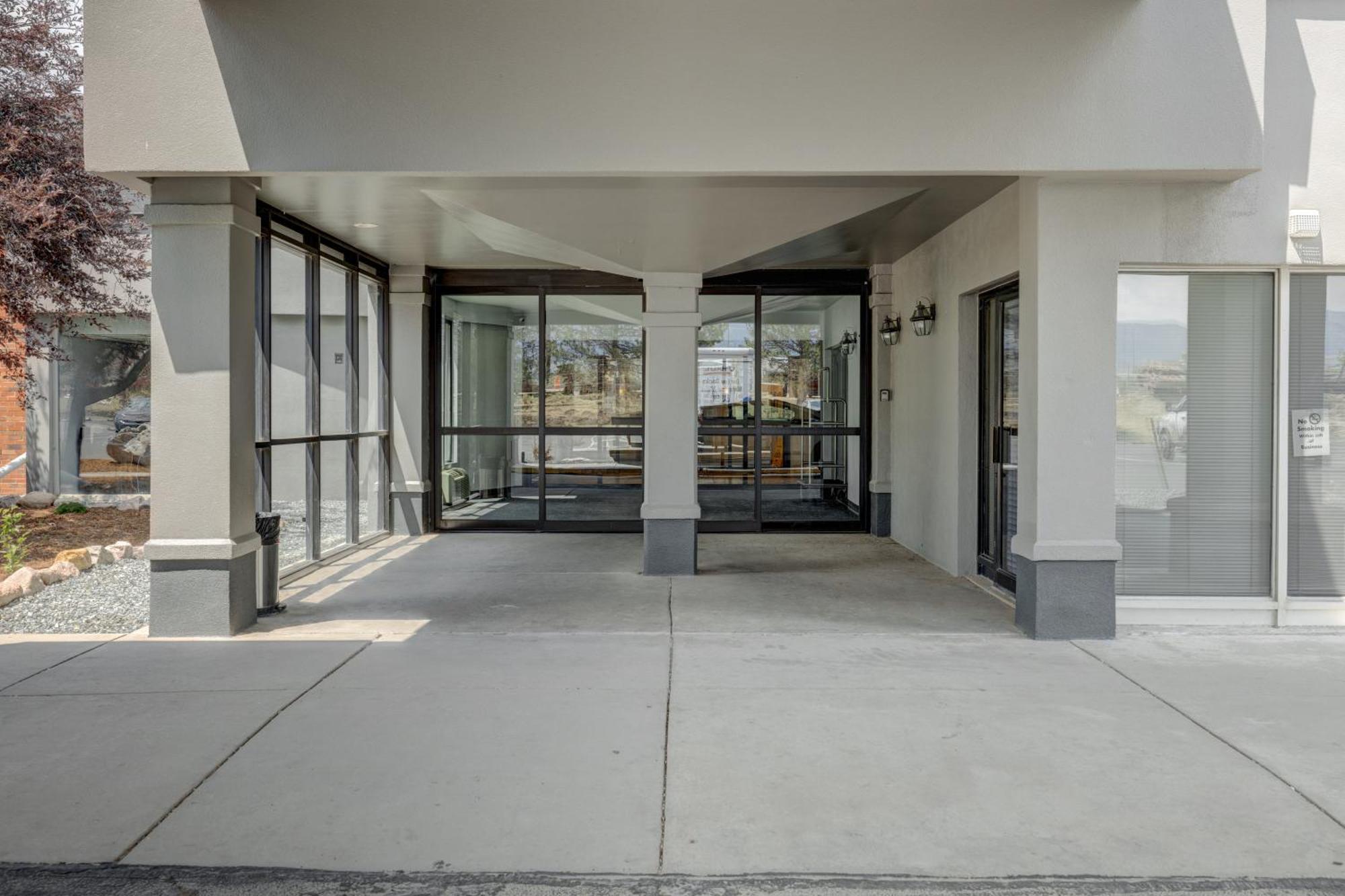 Riverside Hotel Casper Exterior photo